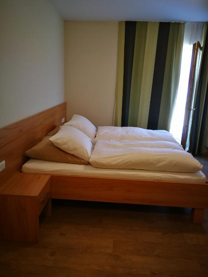 Hopfenerlebnishof Apartment Altmannstein ภายนอก รูปภาพ