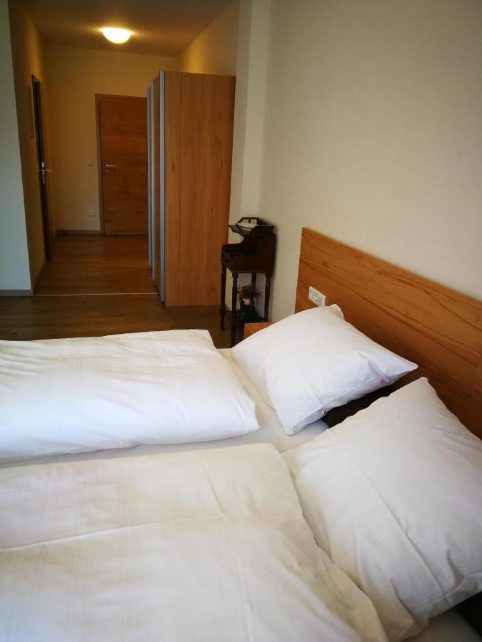 Hopfenerlebnishof Apartment Altmannstein ภายนอก รูปภาพ