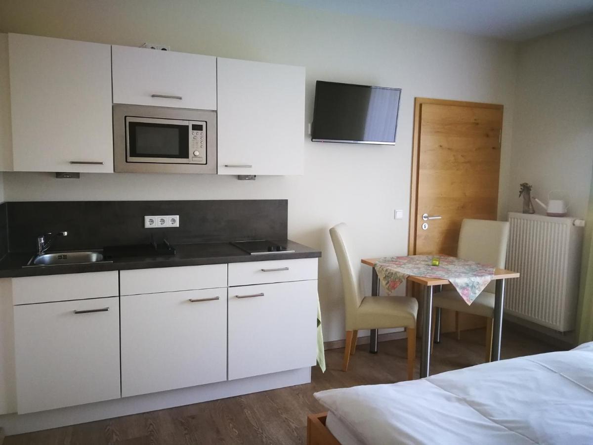 Hopfenerlebnishof Apartment Altmannstein ภายนอก รูปภาพ