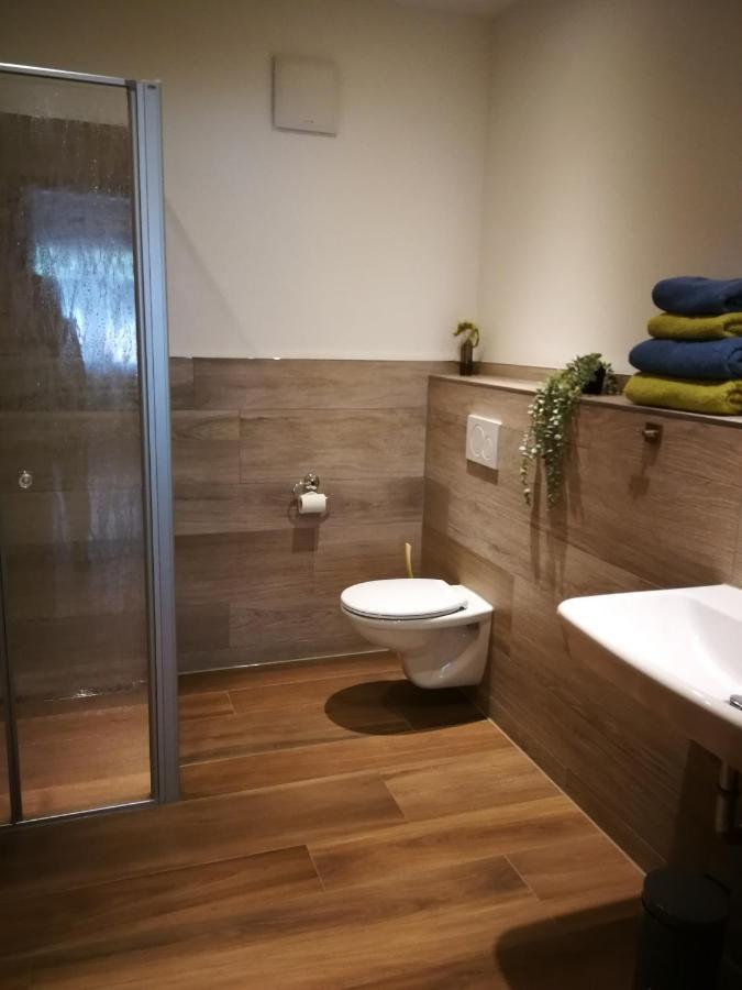 Hopfenerlebnishof Apartment Altmannstein ภายนอก รูปภาพ